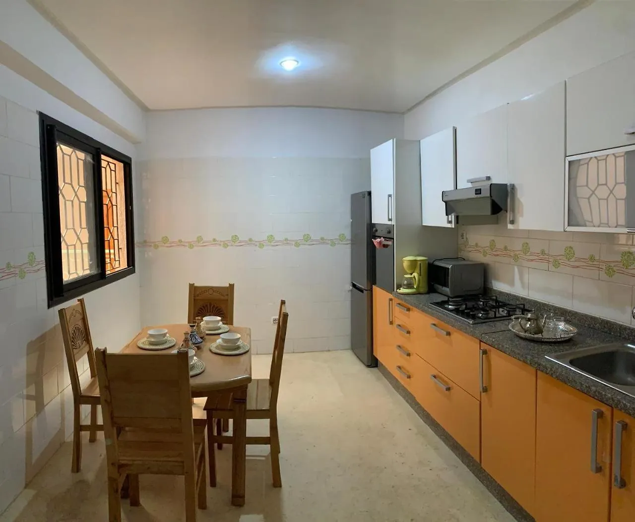 Tulipe Family House-Free Parking - Family Choice Apartment Marrakesh 0*,
