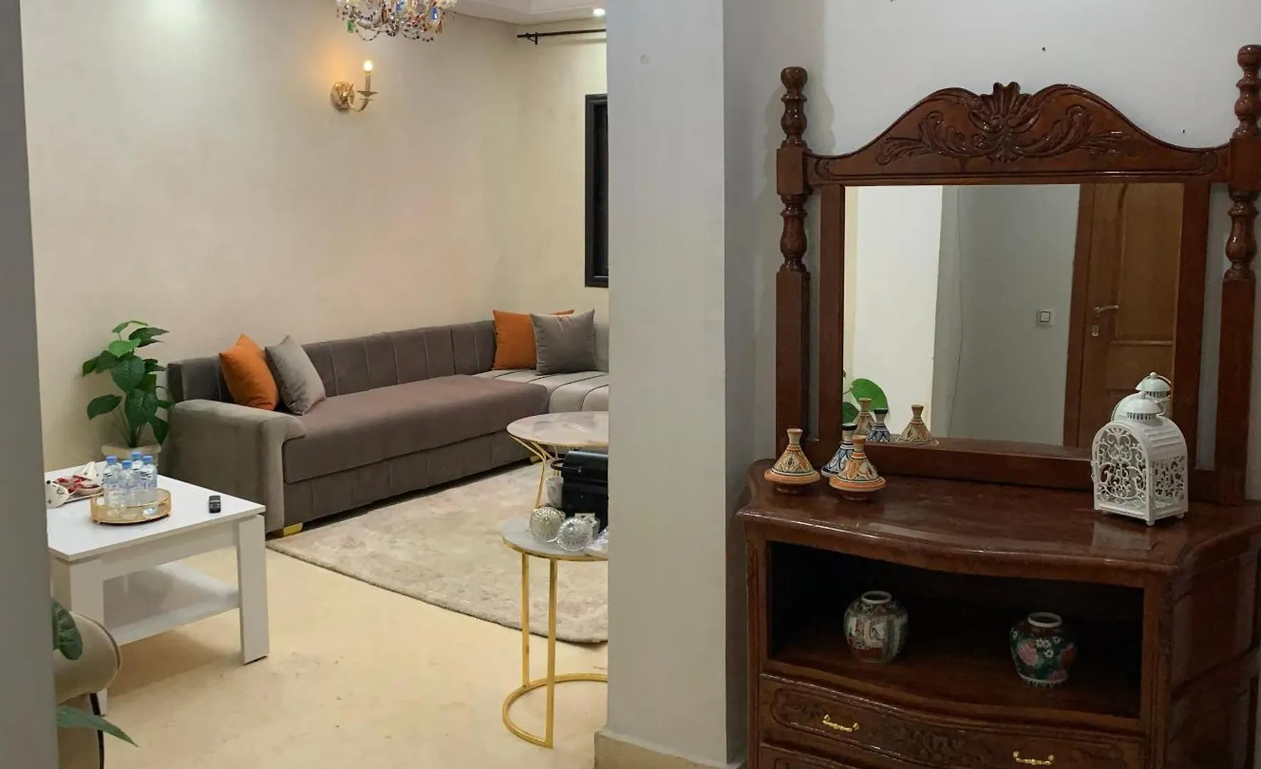 Tulipe Family House-Free Parking - Family Choice Apartment Marrakesh
