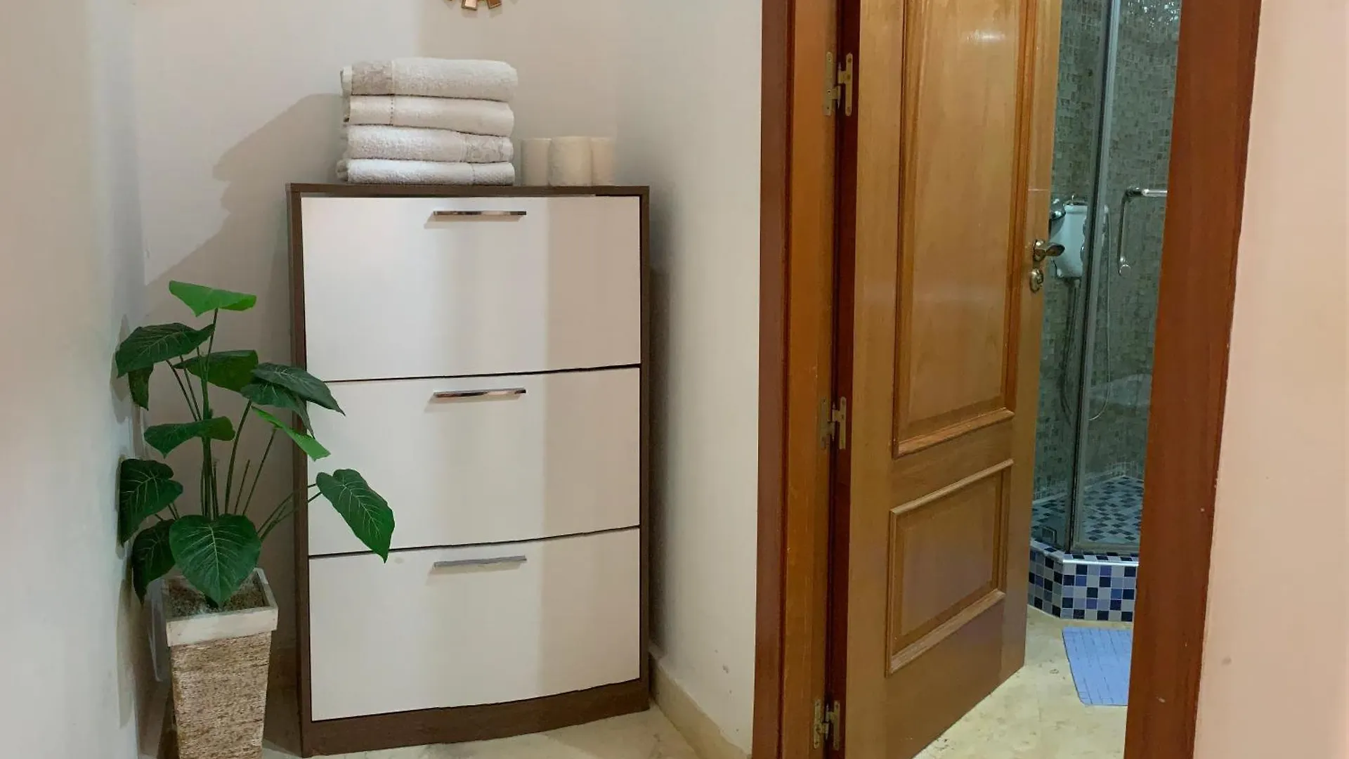 Tulipe Family House-Free Parking - Family Choice Apartment Marrakesh