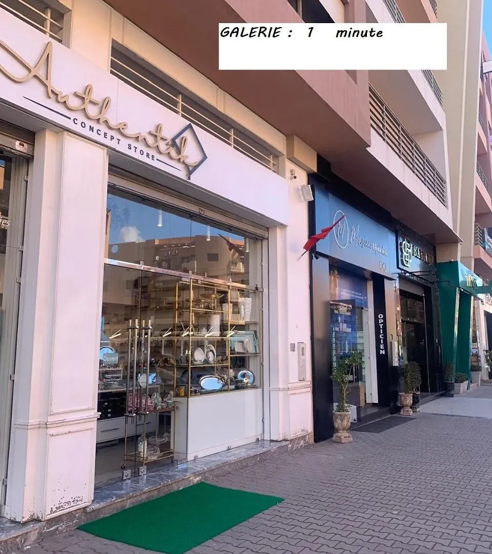 Tulipe Family House-Free Parking - Family Choice Apartment Marrakesh 0*,